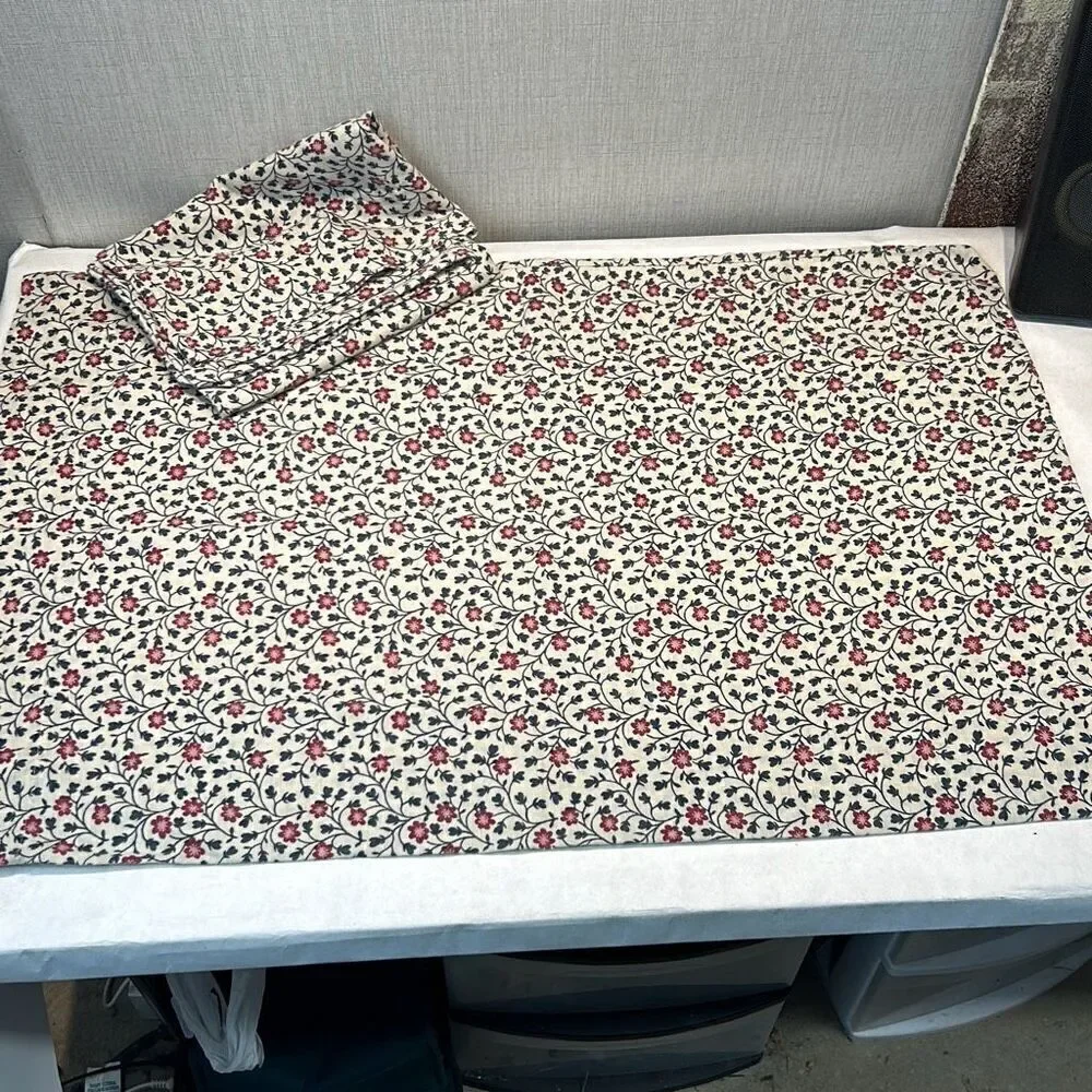 Vtg Handmade Pillowcases Pair Set 2 Standard Size Floral Country Living Prairie